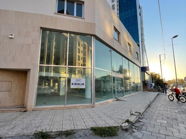 Komplette Vermietung Geschäft In Kyrenia Zentrum ** 