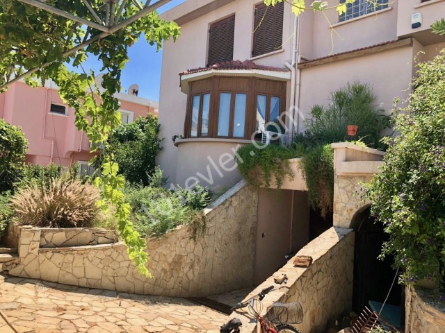 Magnificent Turkish Triplex (750 m2) Mansion for Sale in Yenikent Suitable for RESIDENTIAL or CLINICAL Use with 3 Fireplaces / Central Heating in a land of 1096 m2 ** 