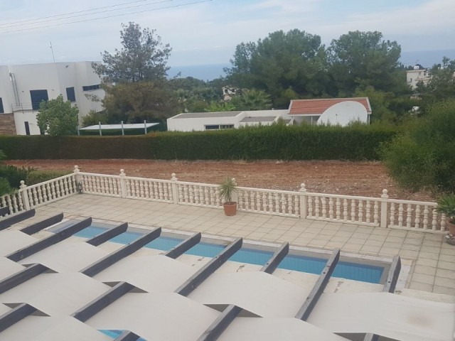 4+1 Villa mit Pool in chatalköy mit Meer-und Bergblick ** 