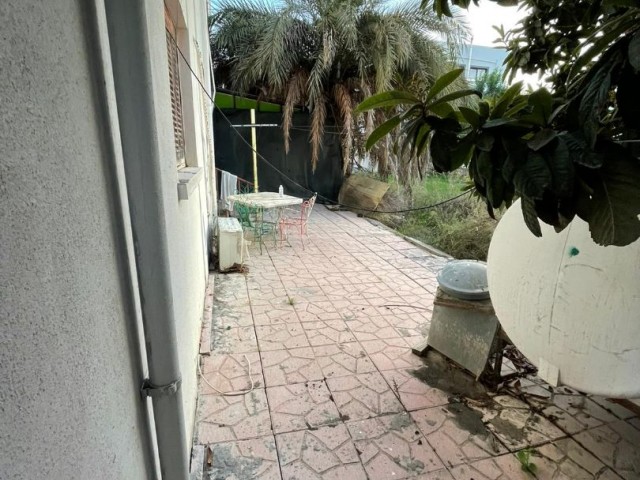 Business To Rent in Küçük Kaymaklı, Nicosia