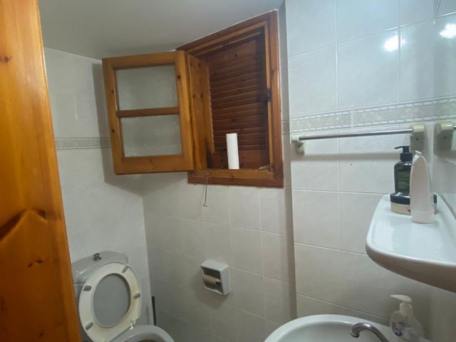 Detached House To Rent in Girne Merkez, Kyrenia