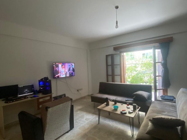 Detached House To Rent in Girne Merkez, Kyrenia