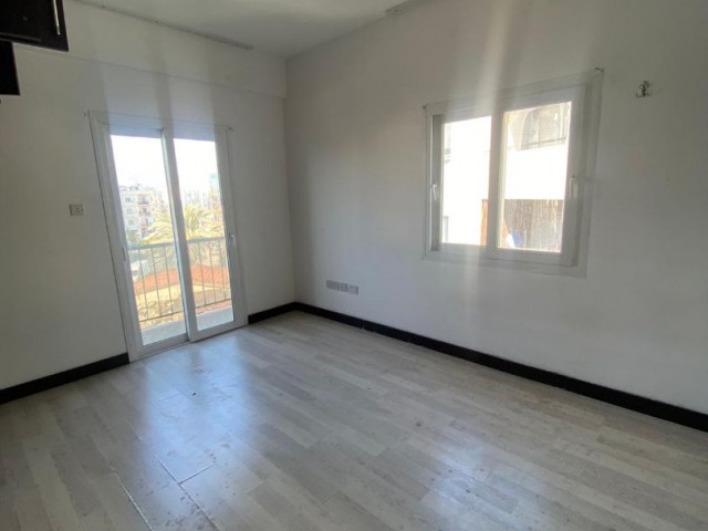 Office To Rent in Küçük Kaymaklı, Nicosia