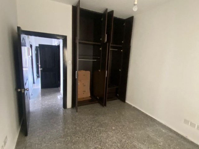 Office To Rent in Küçük Kaymaklı, Nicosia