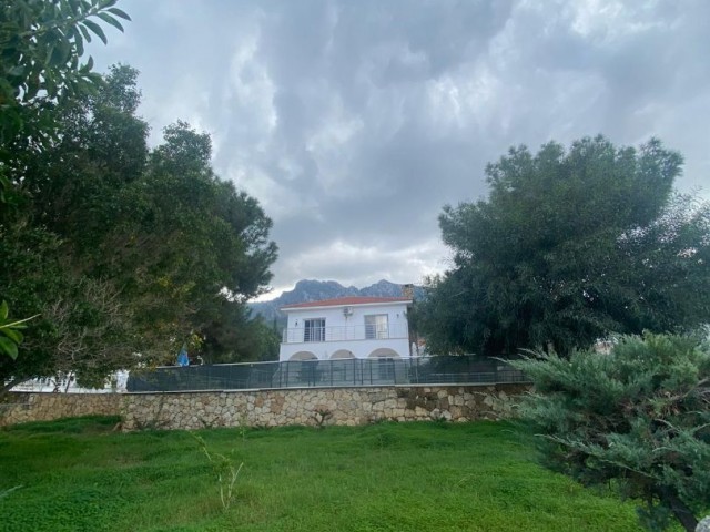 Villa To Rent in Alsancak, Kyrenia