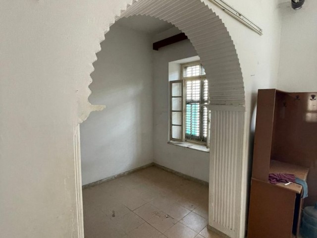 2 Storey Detached House with Garden for Sale in Walled City
