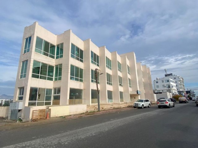 Complete Building For Rent On Metehan Highway With High Signage Value