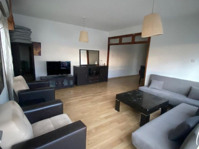 Penthouse To Rent in Köşklüçiftlik, Nicosia