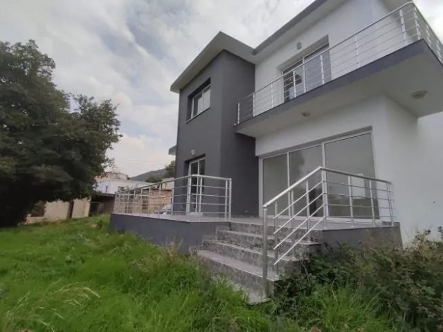 Lapta Başpınar Mahallesi Deniz Manzaralı Villa 