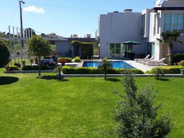 Karsiyaka Daily Rental Villa