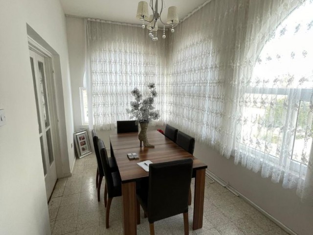 Flat To Rent in Köşklüçiftlik, Nicosia