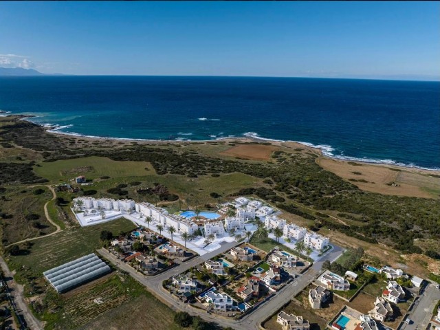 Bungalows, Apartments und Doppel-Penthouse zum Verkauf an einem herrlichen Ort, 300 m vom Meer entfernt in Esentepe