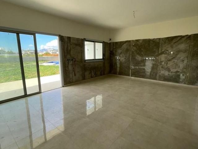 3+1 Villa for Sale in Yenikent