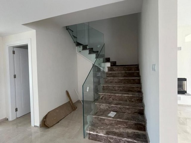 3+1 Villa for Sale in Yenikent