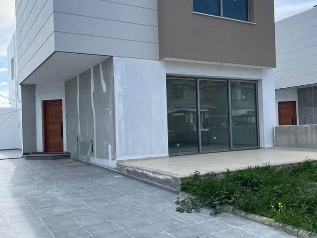 3+1 Villa for Sale in Yenikent