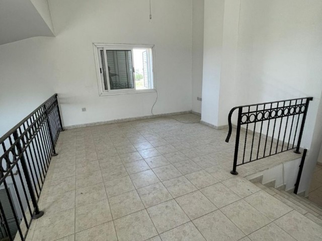 3+1 Villa for Rent in Gocmenkoy