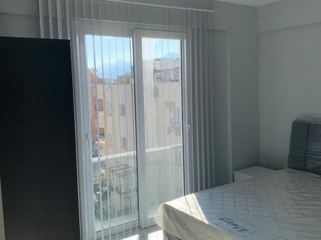 Zu verkaufen 2+1 Wohnung in Kyrenia Zentrum