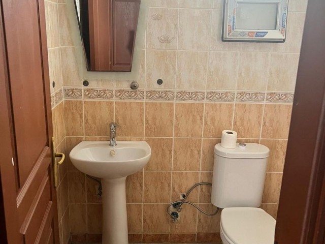 3+1 Spacious Flat for Sale in Kyrenia Center (140m2)