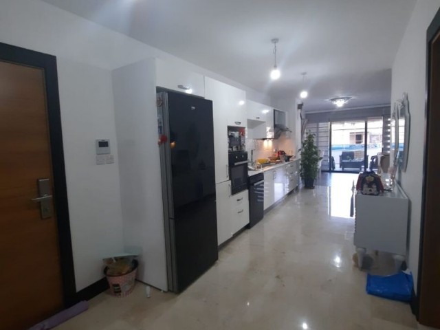 Zeytinlik'de Satılık 3+1 Residence