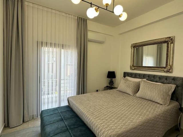 Alsancak Bölgesinde Dağ Deniz Manzaralı 3+1 Satılık Penthouse