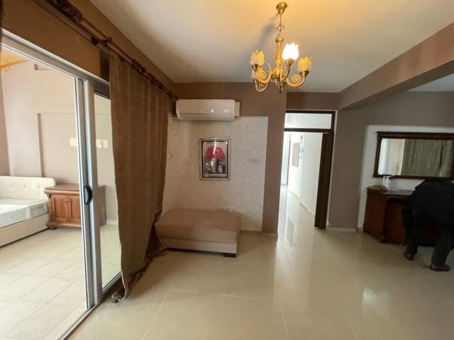 Hamitköy Bölgesinde Satılık 4+1 Penthouse