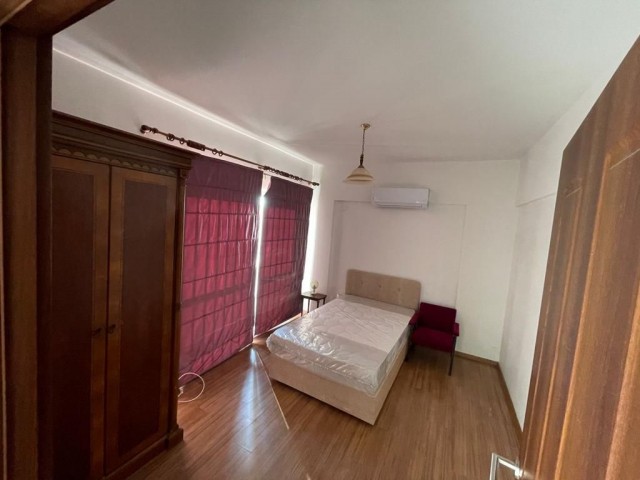 Hamitköy Bölgesinde Satılık 4+1 Penthouse