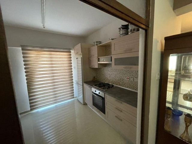 Hamitköy Bölgesinde Satılık 4+1 Penthouse