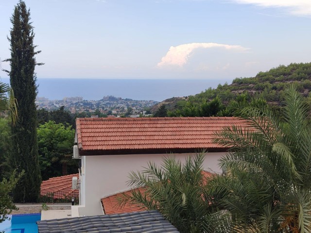 5+1 Villa for Sale with Mountain Sea View in Alsancak Region