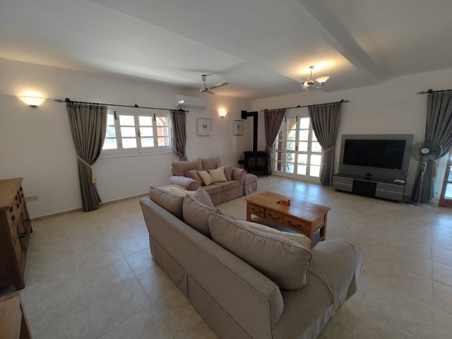 5+1 Luxury Villa for Rent with Private Pool in Karşıyaka