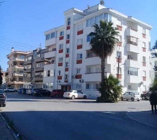 3+2 Apartment with Elevator in a Great Location in Köşklüçiftlik