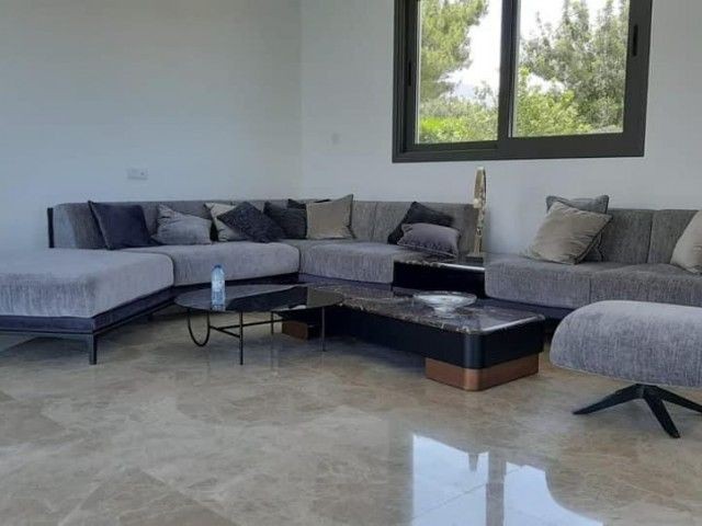 4+1 Luxury Villa with a Magnificent View and Private Pool in Kyrenia Alsancak