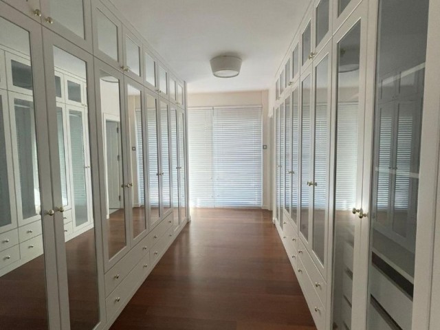 3+1 Ultra-Luxus-Penthouse zum Verkauf in Ortaköy