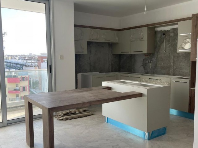 Yenikent'de Satılık 4+1 Penthouse (Taşınmaya Hazır)