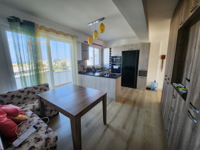 Girne Merkezde Satılık 2+1 Penthouse