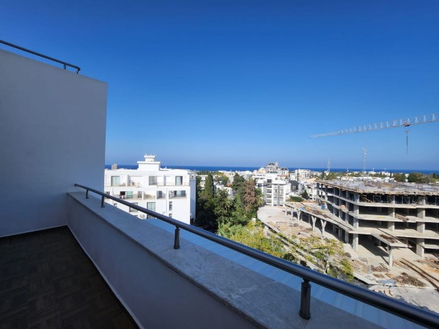 Girne Merkezde Satılık 2+1 Penthouse