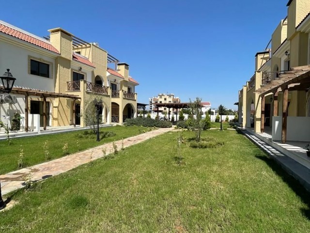 Turkish Title Deeded 2+1 Flat with Shared Pool and Ground Floor Garden in Villa Comfort in Yeni Boğaziçin