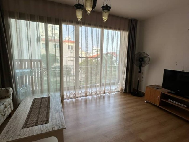 Girne Merkez 'de Satılık  2+1 Eşyalı Daire 