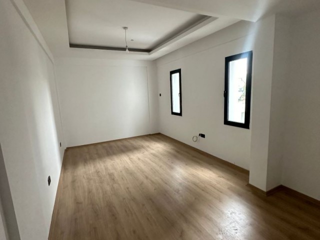 Luxuriöse 3+1-Wohnung zum Verkauf in Yenişehir