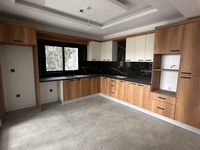 Luxury 3+1 Flat for Sale in Yenişehir