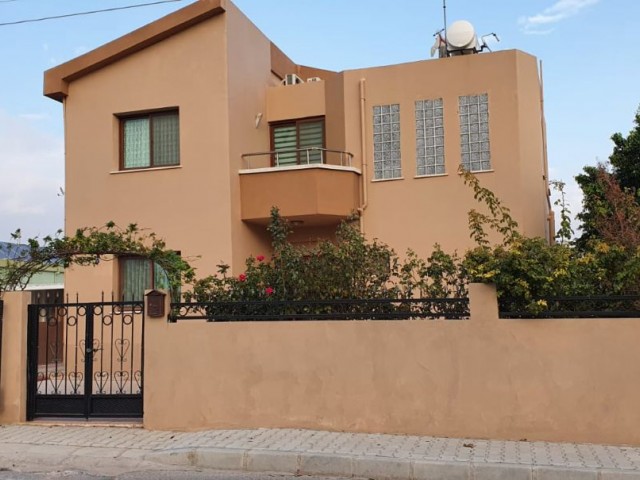 3+2 Villa with Large Garden for Sale in Dikmen