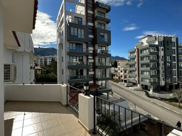 Kyrenia Center 3+1 Penthouse for Rent