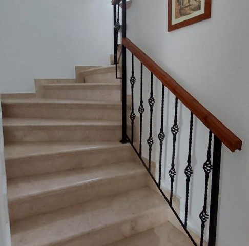 3+1 Villa for Sale in Decent Area in Alsancak