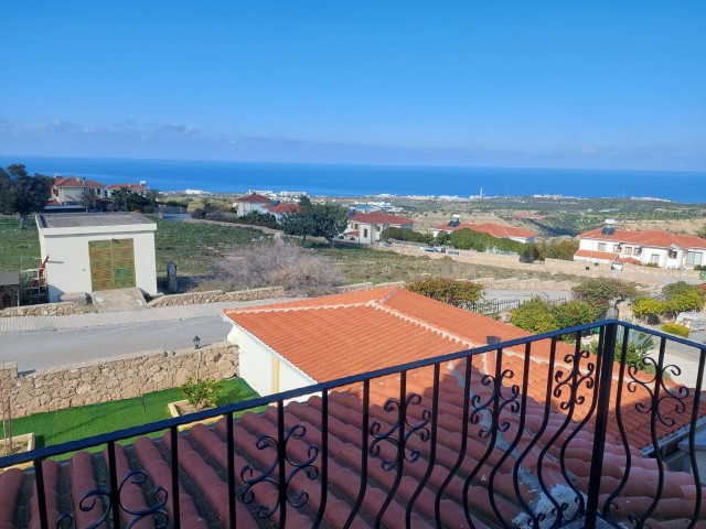 4+1 Villa mit Berg- und Meerblick zum Verkauf in Arapköy