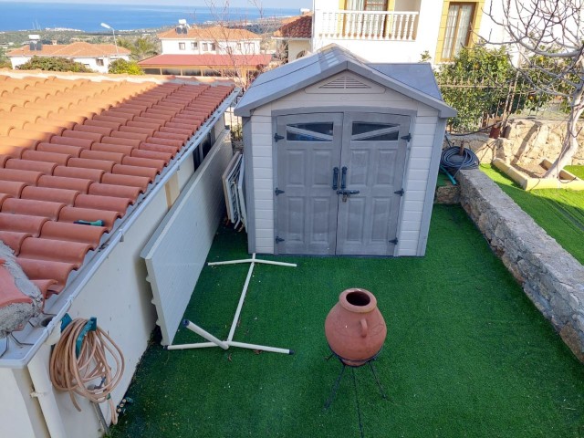 4+1 Villa mit Berg- und Meerblick zum Verkauf in Arapköy