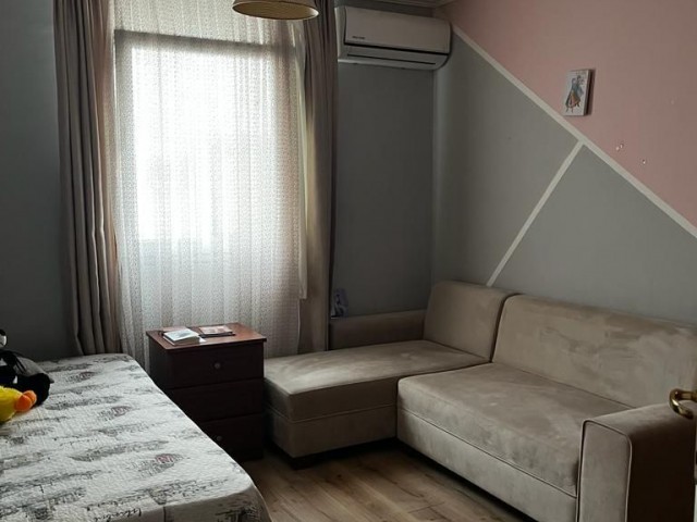 Girne'nin En Nezih Sitesinde Satılık 4+1 Dublex Penthouse