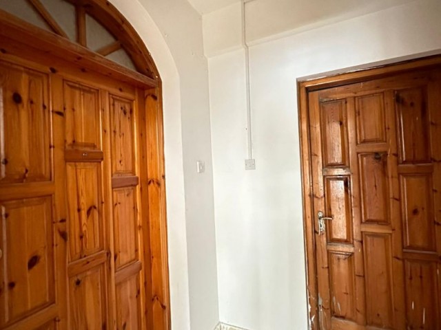 Ground Floor Fully Furnished 3+1 Flat for Rent in Kyrenia Center