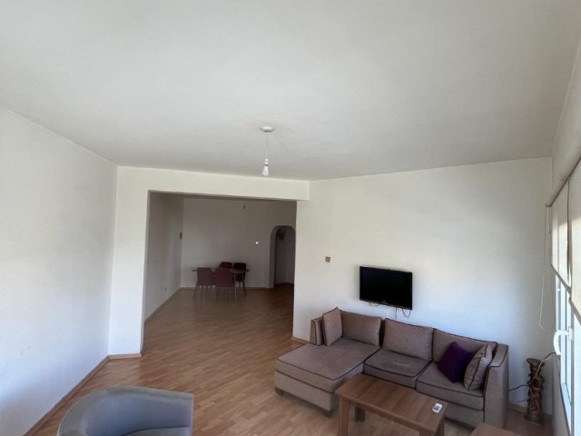 2+1 Flat for Rent on Dereboyu Main Street