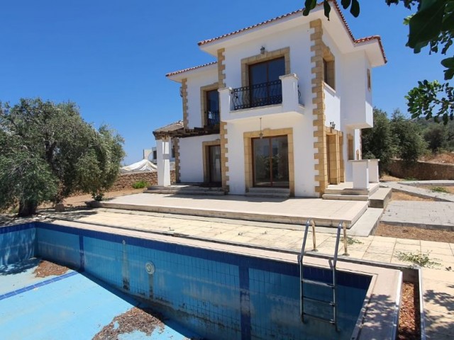 3+1 Villa with Mountain and Sea Views for Sale in Rocks