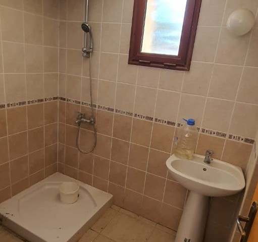  Kayalarda Satılık 3+1 Dağ Ve Deniz Manzaralı Villa