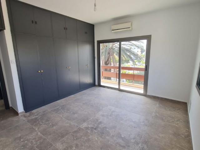 3+1 Unfurnished Flat for Rent in Köşklüçiftlik